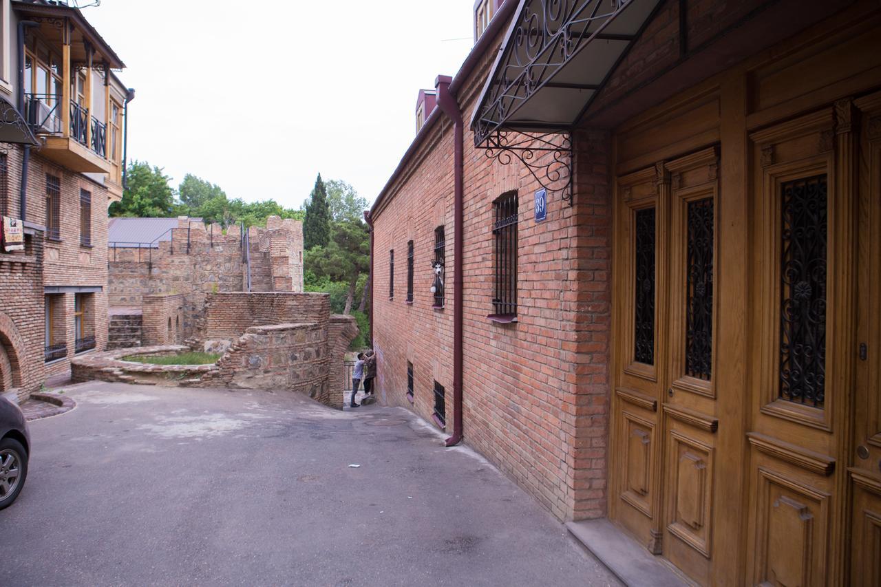 Metekhi Ubani'S Guesthouse Tbilisi Exterior foto
